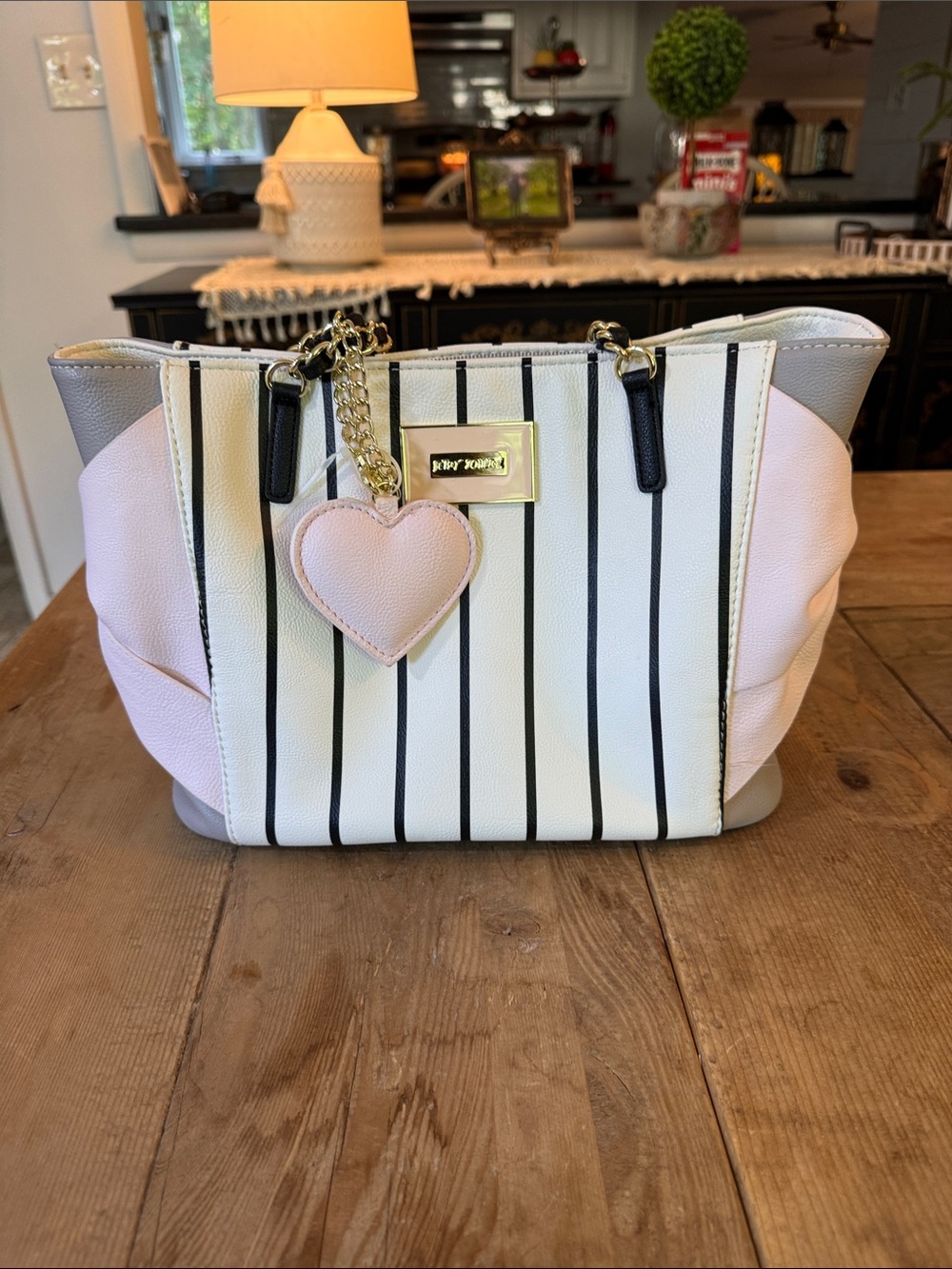 Striped White and Pink Shoulder Tote with Heart Charm - Picture 3 of 14